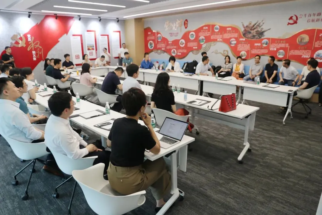 PG电子试玩 X 北大青年CEO俱乐部，共探AI落地应用及未来创新
